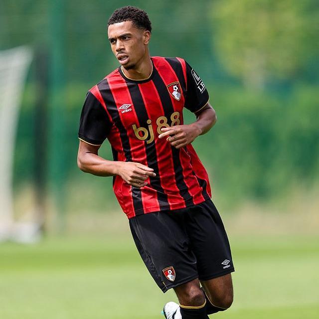 亚博体育APP-官方：伯恩茅斯20岁前锋西尔科特-杜贝里转会至奥林匹亚科斯