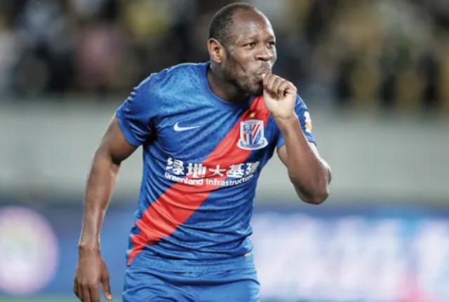 亚博体育平台-上海德比一波三折 申花浪费3次必杀最终憾平对手